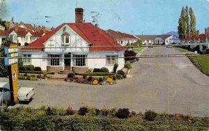 Windsor Motor Court Motel Victoria BC Canada 1958 postcard