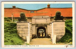 Ancient Entrance To Citadel, Halifax, Nova Scotia, Vintage Postcard