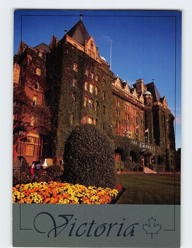 Postcard Flower Accent The Beauty Of Victoria's Empress Hotel, Victoria, Canada