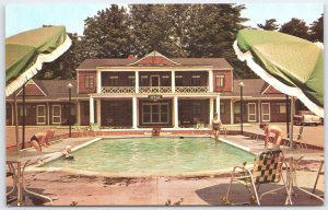 Vintage Harry Smith Motel Pool Scene Alexandria VA Postcard