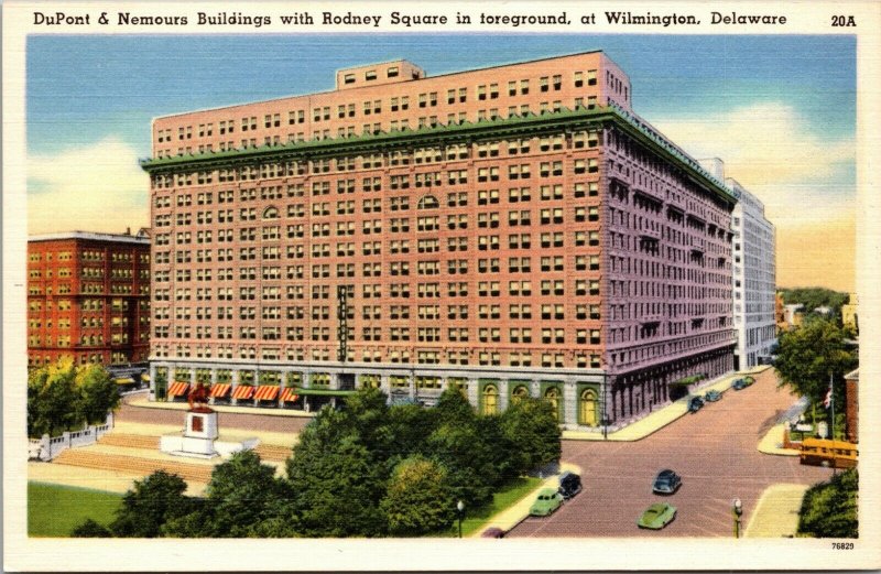 DuPONT & NEMOURS BLDG, WILMINGTON, DEL., POSTCARD - VINTAGE