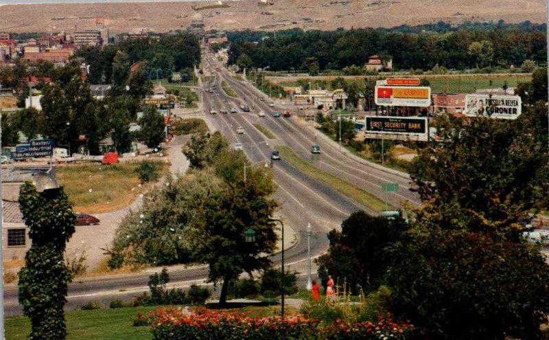Boise, Idaho - Ariel view of Capitol Blvd - c1950