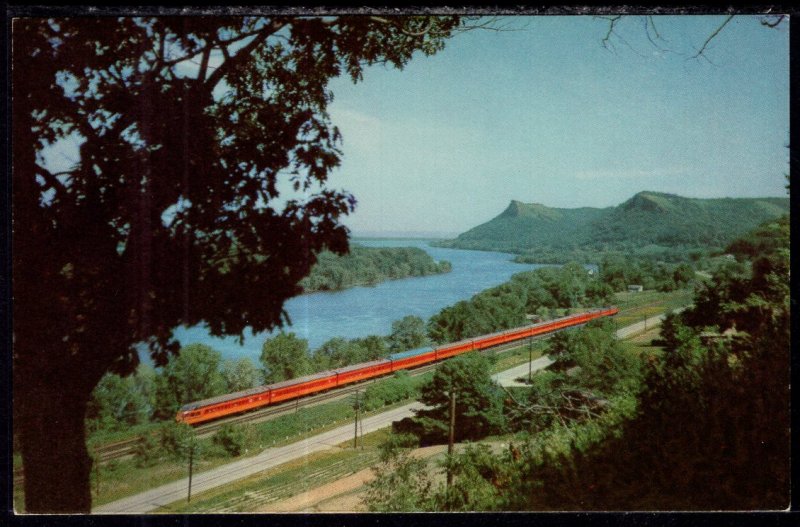 Twin Cities Hiawatha,Train,Milwaukee Road Railroad