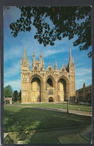 Cambridgeshire Postcard - The Cathedral, Peterborough      T7264