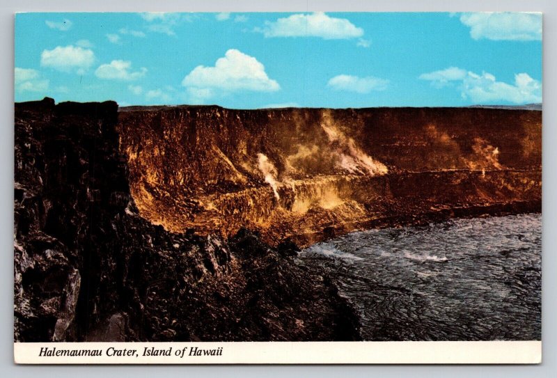 Halemaumau Crater Island Of Hawaii Vintage Unposted Postcard