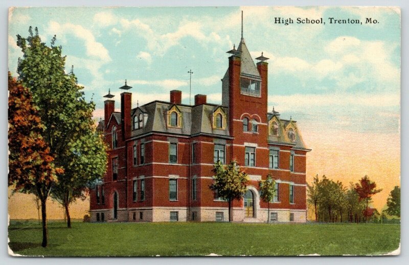 Trenton Missouri~High School~2nd Empire Architecture~Mansard Roof~1912 Postcard