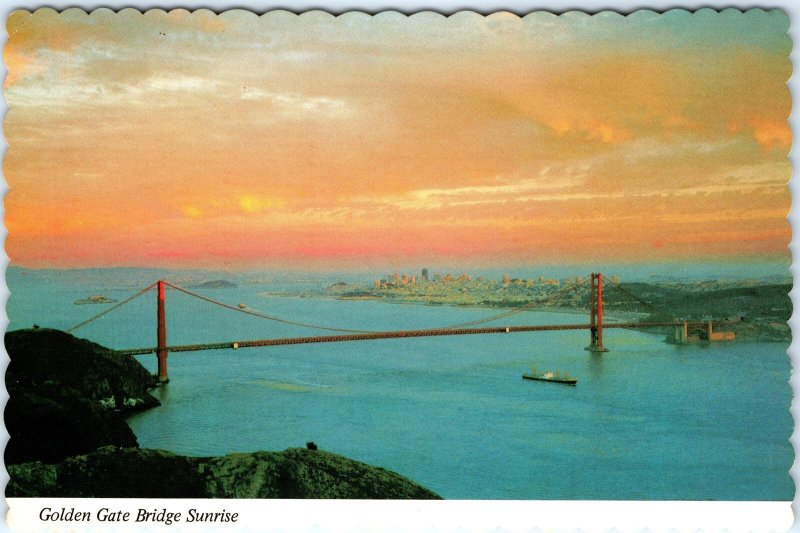 c1970s San Francisco, CA Golden Gate Bridge Sunrise Bay View Chrome 4x6 PC M17