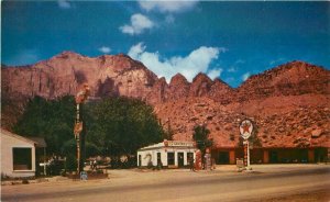 Gas Station pumps Utah Zion Rest Motel Roberts Intermountain Postcard 20-4176