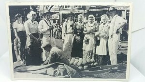 Vintage Postcard Dutch Market Fruit Seller Holland De Kaasmarkt Alkmaar