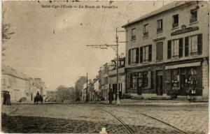 CPA St-CYR - L'École - La Route de VERSAILLES (358850)