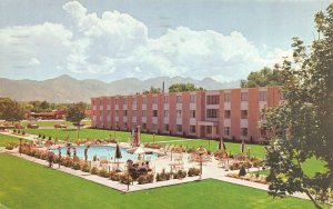 Salt Lake City, UT Utah  RAMADA INN MOTEL  Pool View  ROADSIDE  1972 Postcard
