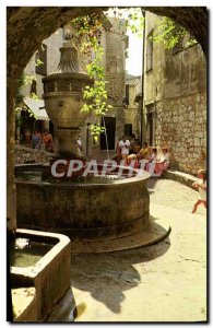 Modern Postcard Saint Paul de Vence The old fountain