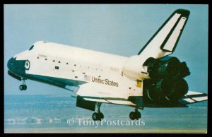 Columbia lands at Rogers Drylake Runway