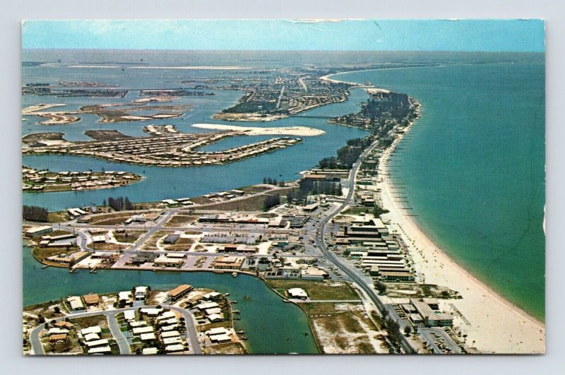 Treasure Island Boca Ciega Bay St Petersburg Florida FL UNP Chrome Postcard P1