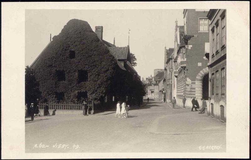 sweden, VISBY, Street Scene (1930s) RPPC