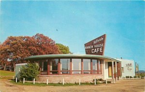 Hillside Ranch House Cafe Motel Bar Mauston Wisconsin Universal Postcard 20-7434
