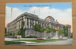 VINTAGE .01 LINEN POSTCARD USED 1942 PUBLIC LIBRARY & MUSEUM, MILWAUKEE, WISC.