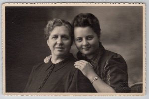 RPPC Two Lovely Women Mother Daughter Portrait Postcard F23