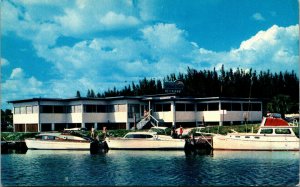 Vtg Fisherman's Wharf Venice Bay Marina Boats Venice Florida FL Unused Postcard