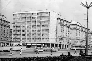 BR71254 real photo car voiture tram tramway budapest hungary