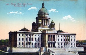 VINTAGE POSTCARD THE STATE CAPITOL BUILDING AT PROVIDENCE RHODE ISLAND c. 1910