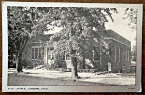 Postcard Post Office in London, Ohio