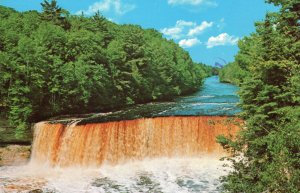 PC6792  UPPER TAHQUAMENON FALLS, MICHIGAN