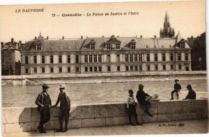 CPA Le Dauphiné - GRENOBLE - Le Palais de Justice et l'Isere (243747)