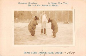 Jasper Park Lodge Canada Bear Cub Christmas Greetings Real Photo Non PC AA45302