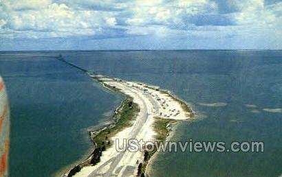 Sunshine Skyway Bridge - Tampa Bay, Florida FL