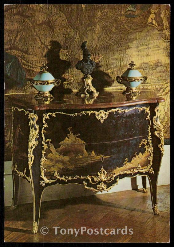 Commode - Decorated in black and gold Japanese lacquer