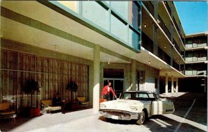 Memphis, TN Tennessee  DOWNTOWNER MOTOR HOTEL  Bellhop~50's Car CHROME Postcard