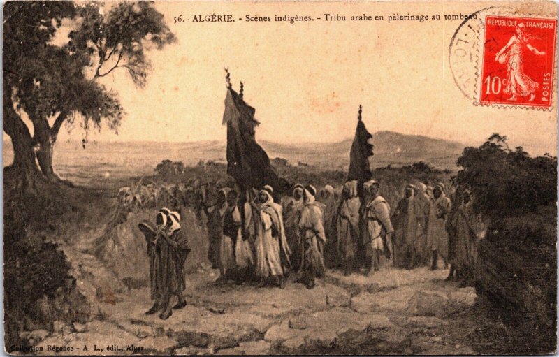 Algeria Scènes indigènes Tribu Arabe en pèlerinage tombeau Vintage Postcard C163