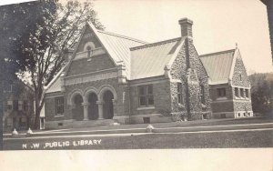 RPPC NORMAN WILLIAMS PUBLIC LIBRARY WOODSTOCK VERMONT REAL PHOTO POSTCARD (1905)