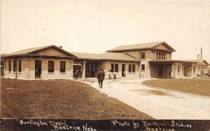 J31/ Beatrice Nebraska RPPC Postcard c1910 Burlington Railroad Depot  306