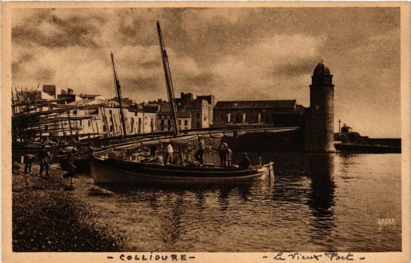 CPA COLLIOURE - Le Vieux Port (292006)