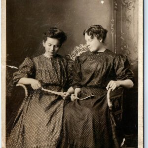 ID'd c1910s Cute Girl Friends Read RPPC Photo Lydia Johnson / Julia Kennedy A159