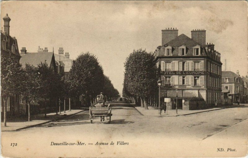 CPA DEAUVILLE - sur-Mer - Avenue de VILLERS (140655)