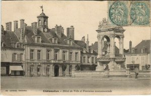 CPA Chateaudun Hotel de Ville et Fontaine Monumentale FRANCE (1155016)