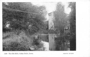 CEDAR FALLS, Iowa IA    THE OLD MILL    Veatch Studio Black & White Postcard