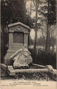 CPA AMIENS Cimetiere de la madeleine Tombeau de Jules Verne (117201)