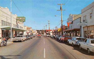 Street Scene Pioneer Department Store Oak Harbor Washington postcard