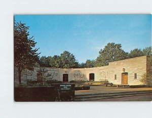 Postcard The Memorial Building And Visitor Center, Lincoln City, Indiana