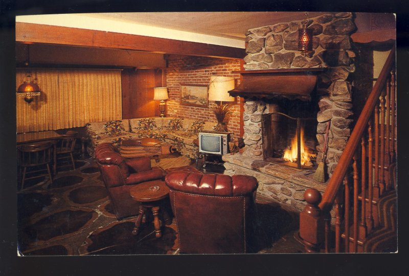 San Luis Obispo, California/CA Postcard, Madonna Inn, Country Gentleman Room