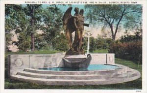 Iowa Council Bluffs Memorial To Mrs G M Dodge At Lafayette Ave And N 2nd St