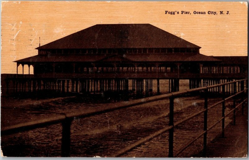 View of Fogg's Pier, Ocean City NJ c1910 Vintage Postcard F60