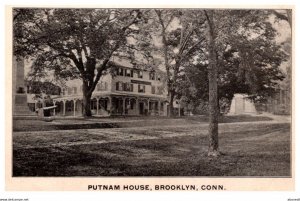 Connecticut Brooklyn Putnam House