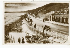 HAMPSHIRE   BOSCOMBE   UNDERCLIFF  DRIVE  &  SANDS LOOKING  EAST    1937 