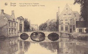 Belgium Bruges Pont de Beguinage et Presbytere