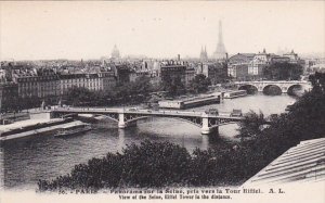 France Paris Panorama sur la Seine pris vers la Tour Eiffel